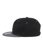 Czapka z płaskim daszkiem - 4106