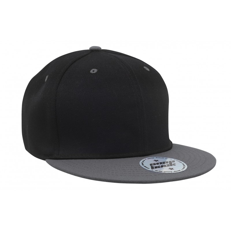 Czapka z płaskim daszkiem - 4106